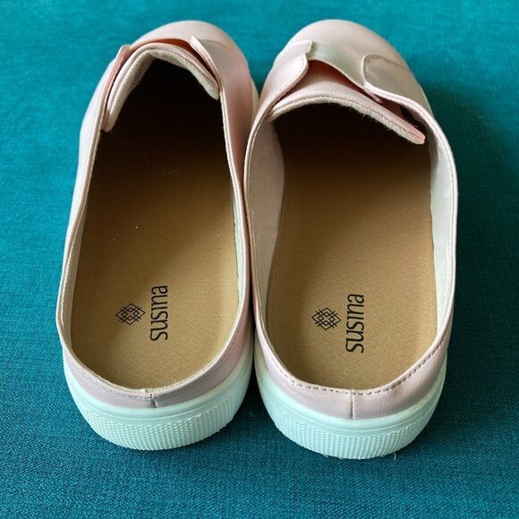 Susina Women's Bristol White Faux Leather Mule Clog Round Toe Sneaker Size 9.5 - Picture 5 of 7